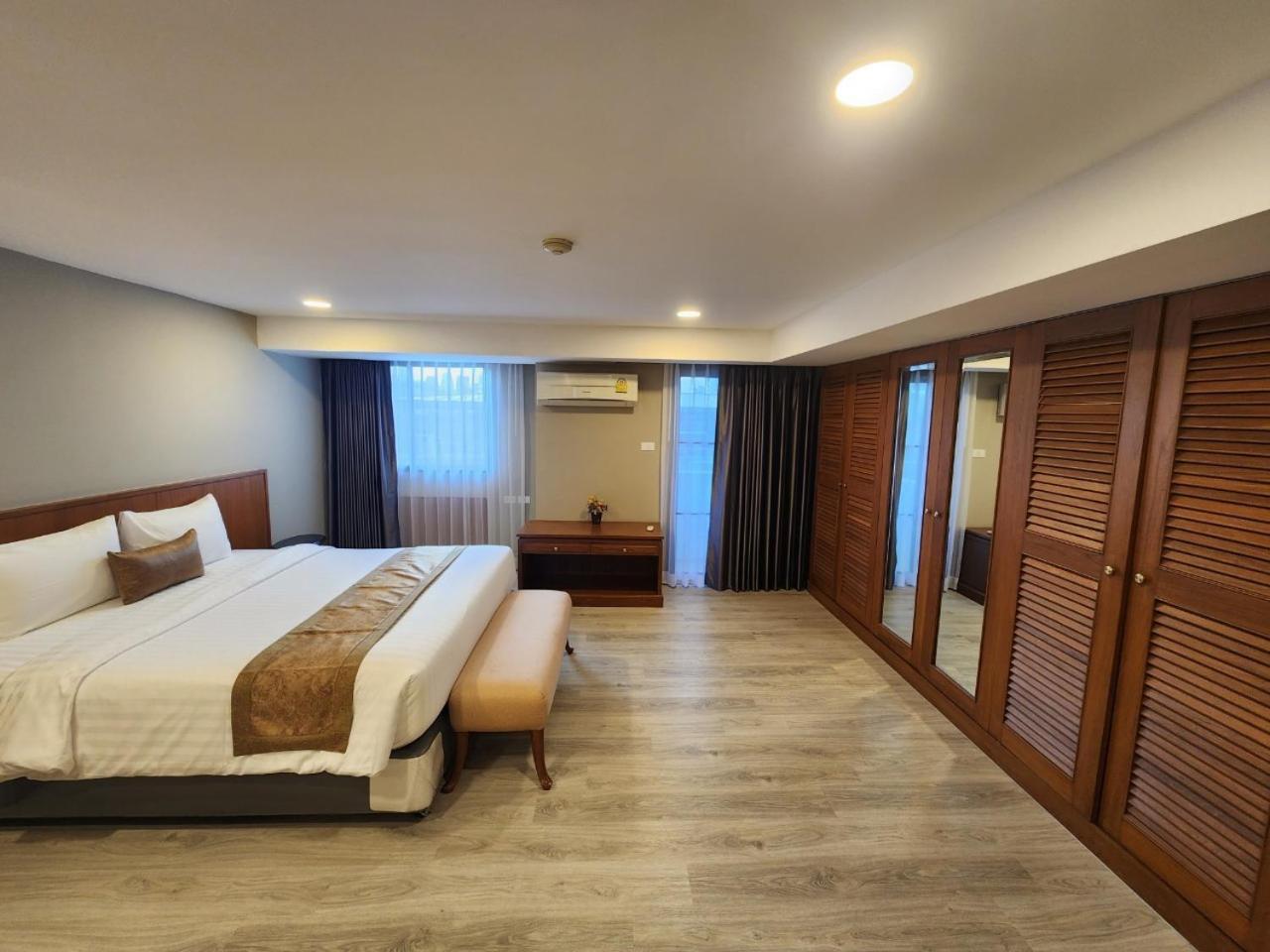 United Tower Thonglor By Aspira Daire Bangkok Dış mekan fotoğraf